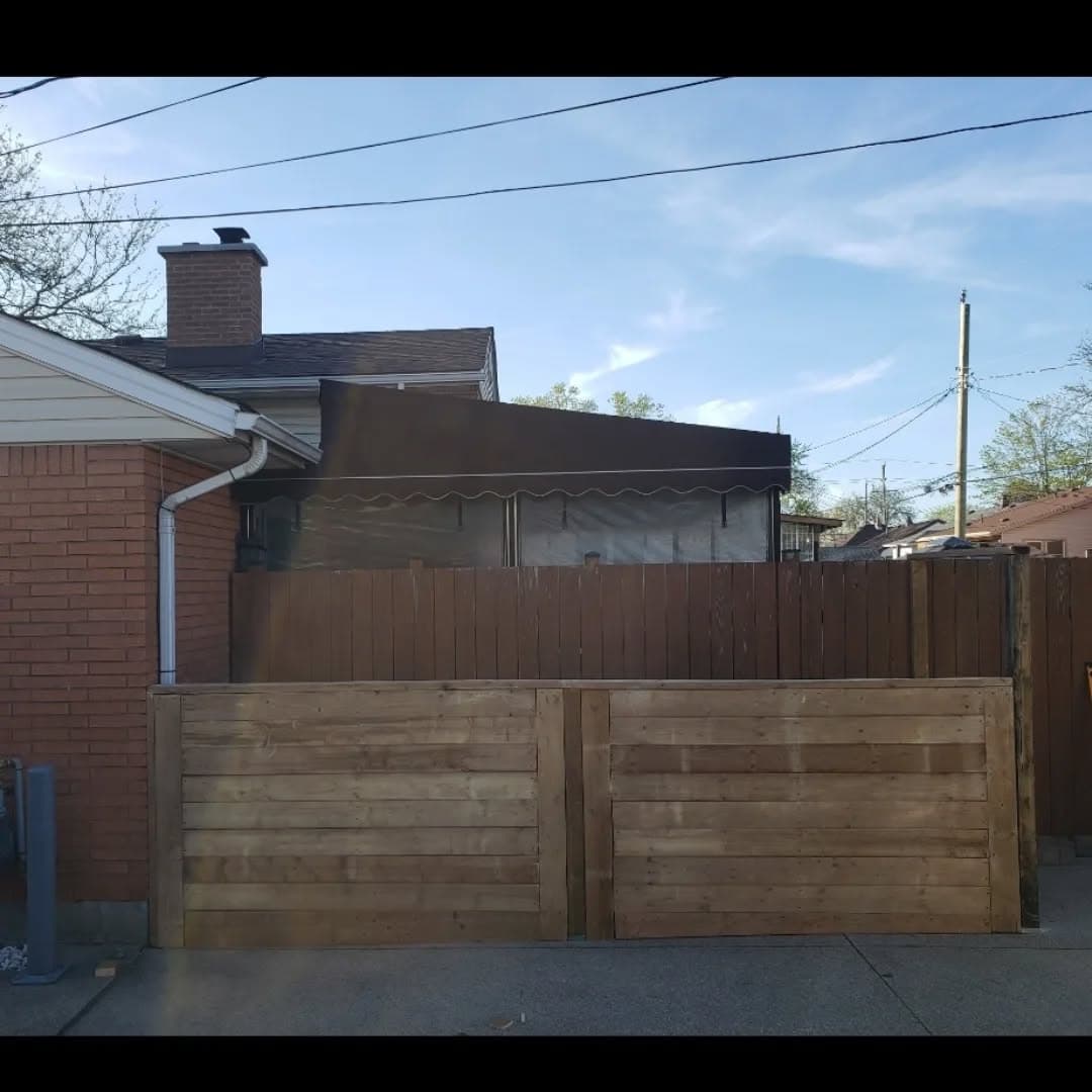 Side angle of the completed privacy enclosure