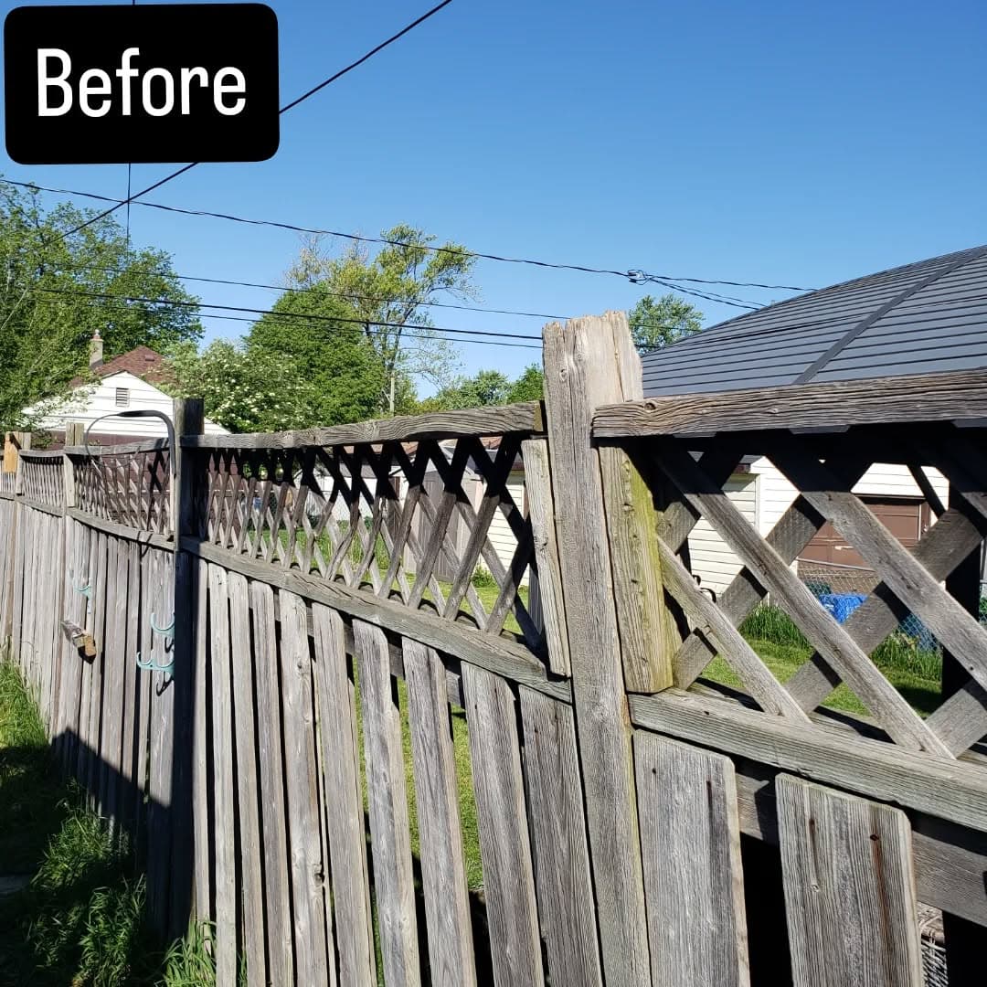 Rotten, leaning old fence before replacement